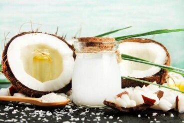 코코넛 식초의 용도 및 이점